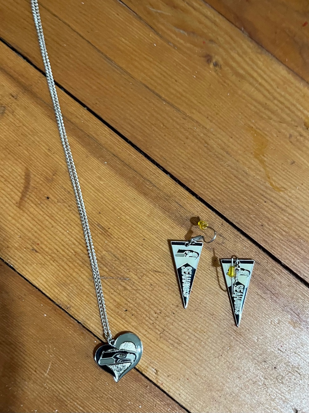 Seattle Seahawks Necklace and Pennant Earrings Set - Silver and Blue